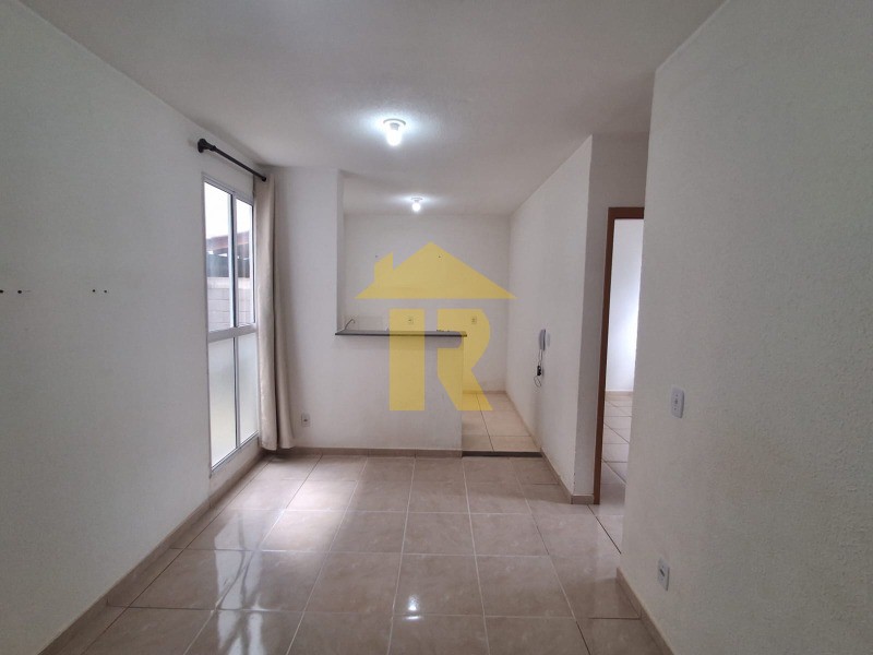Apartamento com 2 quartos à venda, 39m² — foto 1 de 32