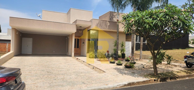 Casa de Condomínio com 4 quartos à venda, 230m² — foto 1 de 39