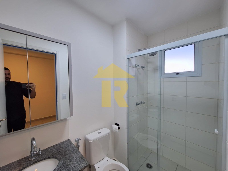 Apartamento com 3 quartos para aluguel, 77m² — foto 18 de 32