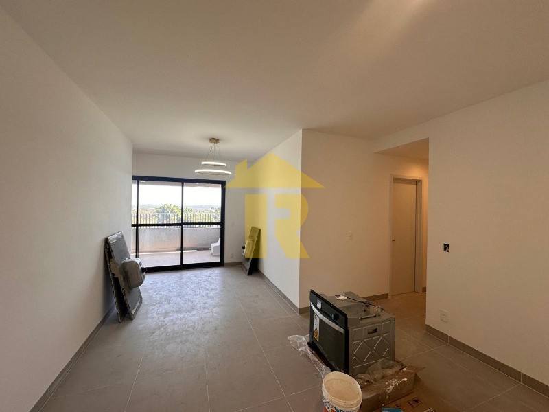 Apartamento com 3 quartos para aluguel, 92m² — foto 2 de 27