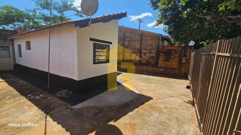 Casa com 2 quartos à venda, 50m² — foto 1 de 20