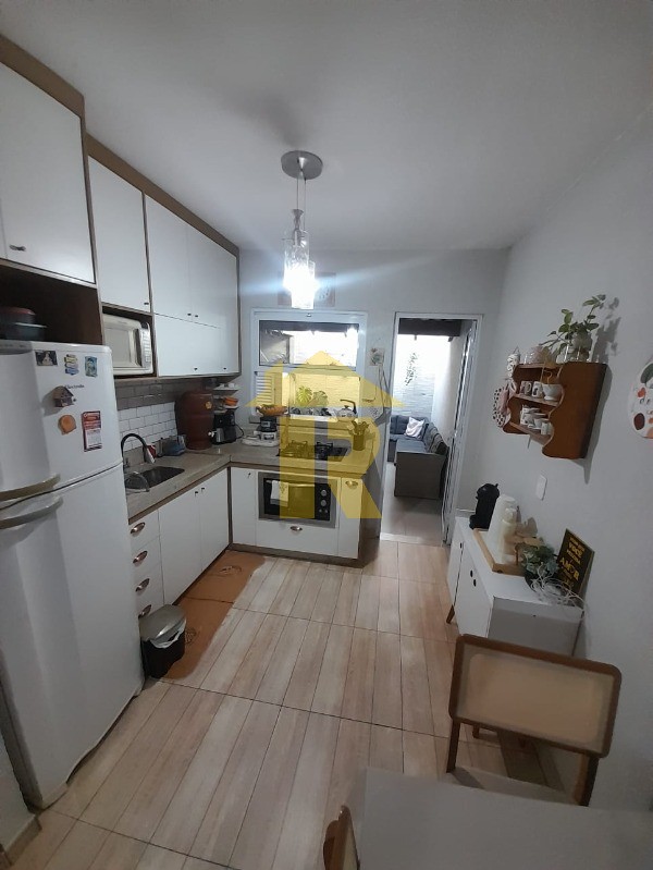 Casa de Condomínio com 3 quartos à venda, 100m² — foto 9 de 32