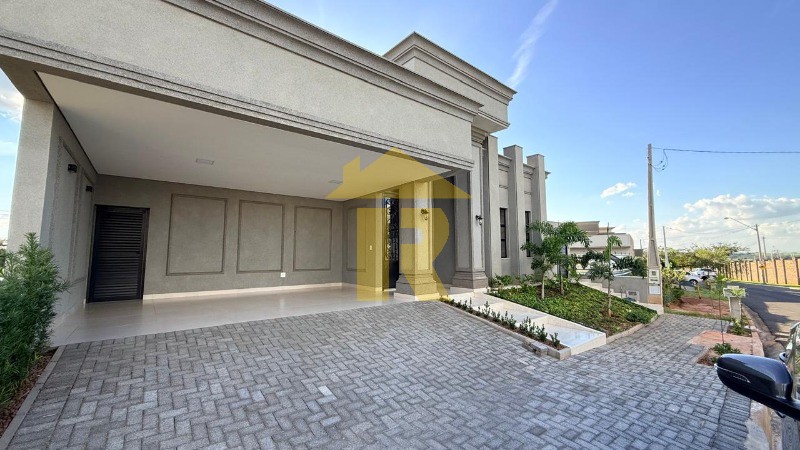 Casa de Condomínio com 3 quartos à venda, 205m² — foto 3 de 38