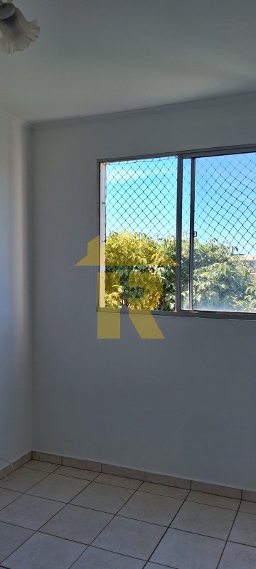 Apartamento com 2 quartos à venda, 49m² — foto 2 de 32