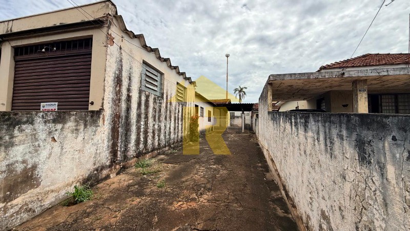 Casa com 4 quartos à venda, 303m² — foto 9 de 20