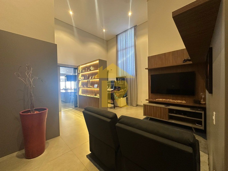 Casa de Condomínio com 3 quartos à venda, 227m² — foto 8 de 27