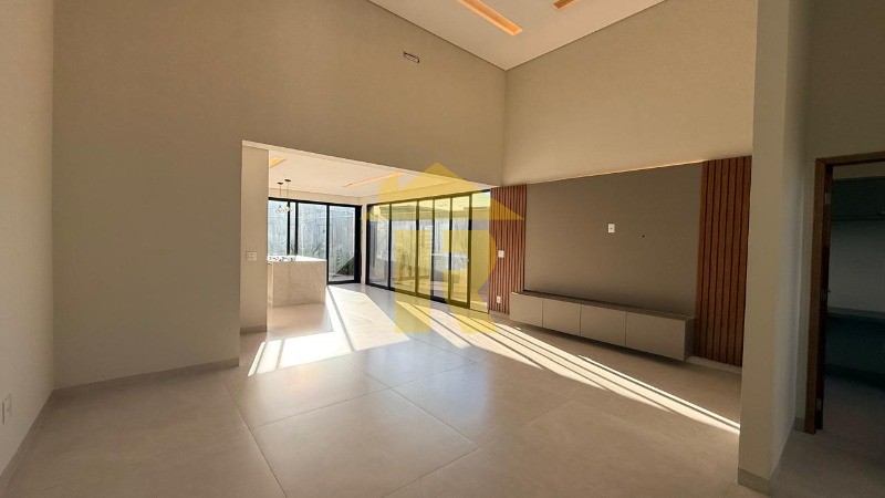 Casa de Condomínio com 3 quartos à venda, 205m² — foto 5 de 38