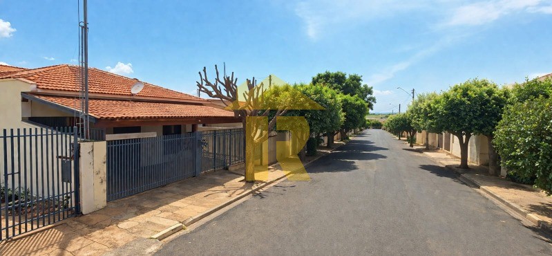 Casa com 3 quartos à venda, 150m² — foto 3 de 20