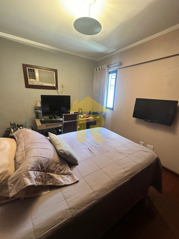 Apartamento com 3 quartos à venda, 132m² — foto 24 de 26