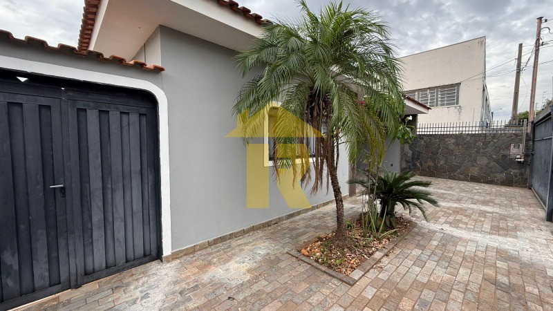 Casa com 3 quartos à venda, 245m² — foto 6 de 29
