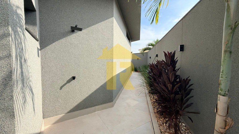 Casa de Condomínio com 4 quartos à venda, 299m² — foto 21 de 45
