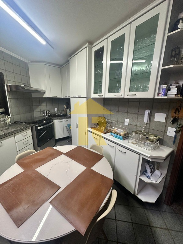 Apartamento com 3 quartos à venda, 132m² — foto 9 de 26