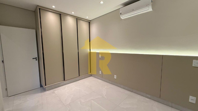 Casa de Condomínio com 3 quartos à venda, 230m² — foto 43 de 45