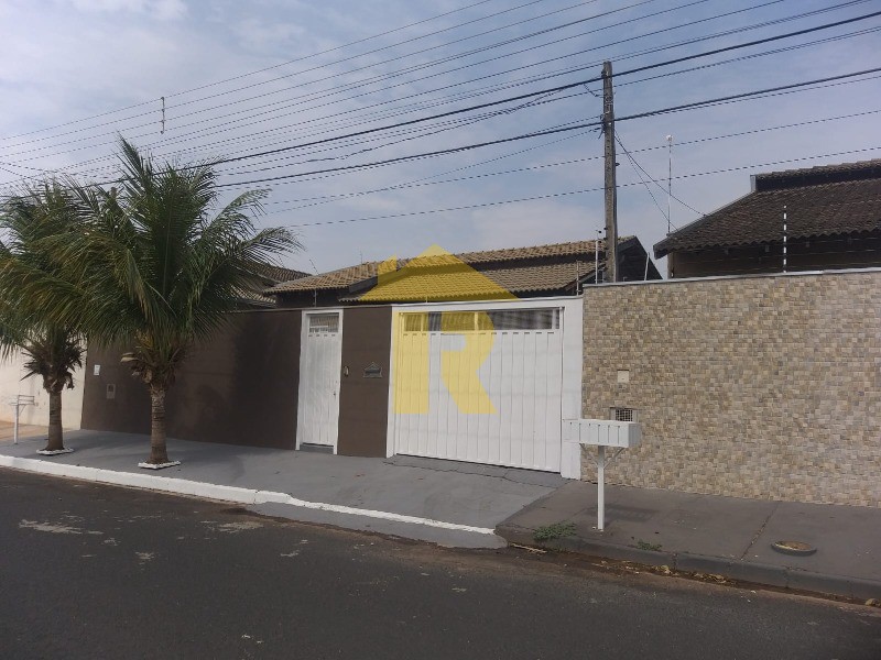 Casa com 2 quartos à venda, 90m² — foto 1 de 27