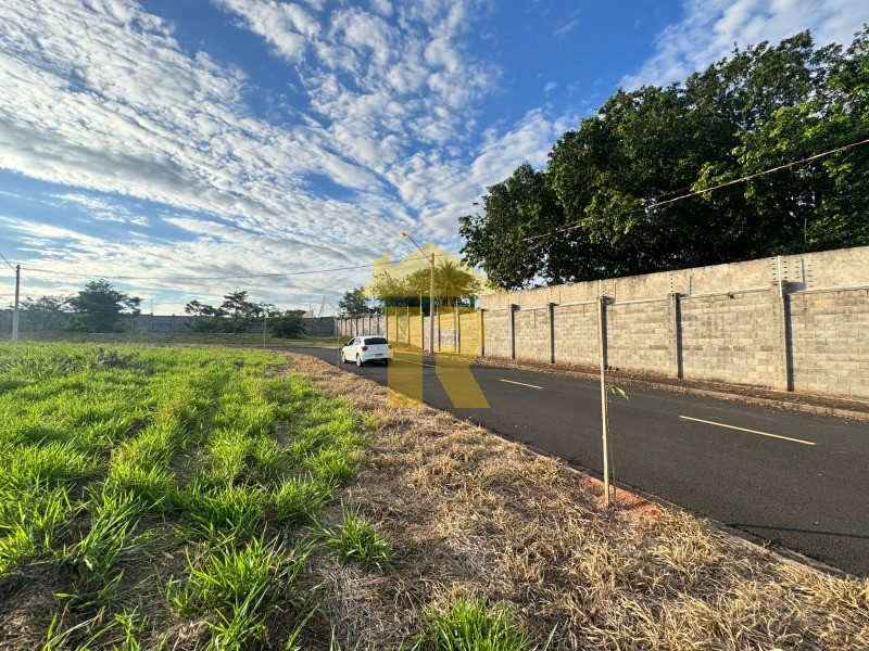 Terreno / Lote / Condomínio  à venda, 405m² — foto 12 de 42