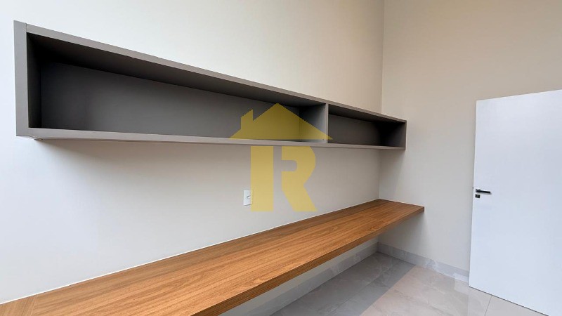 Casa de Condomínio com 3 quartos à venda, 230m² — foto 11 de 45