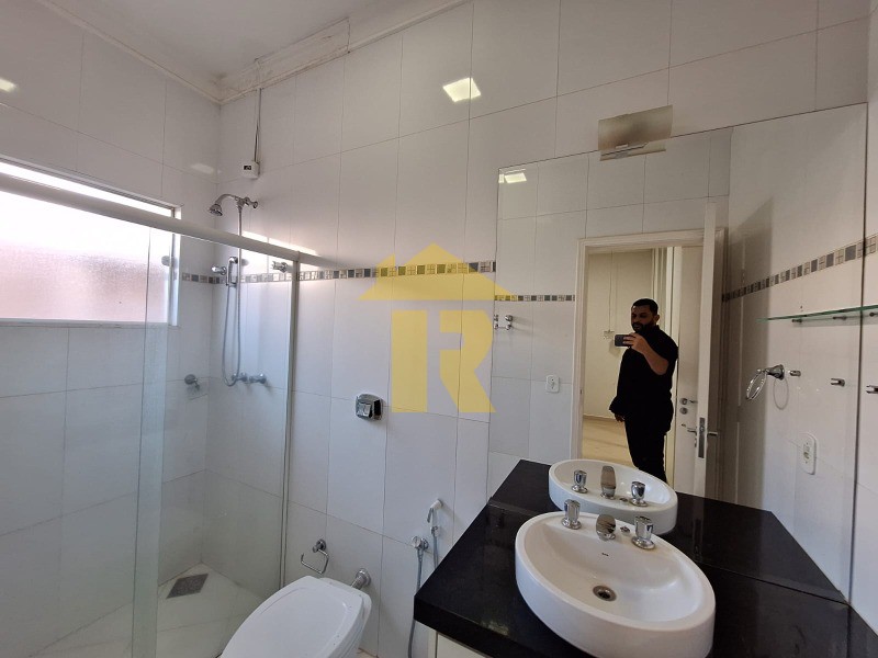 Casa de Condomínio com 3 quartos à venda, 247m² — foto 19 de 24