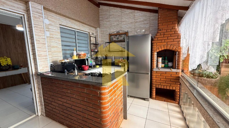 Casa de Condomínio com 2 quartos à venda, 140m² — foto 10 de 31