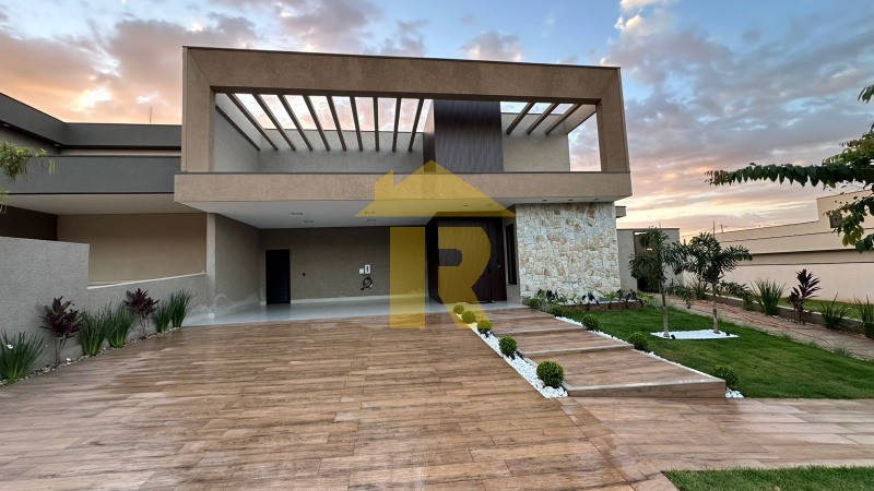 Casa de Condomínio com 3 quartos à venda, 211m² — foto 1 de 21