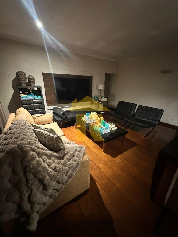 Apartamento com 3 quartos à venda, 132m² — foto 2 de 26