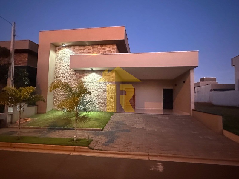 Casa de Condomínio com 3 quartos à venda, 150m² — foto 4 de 29
