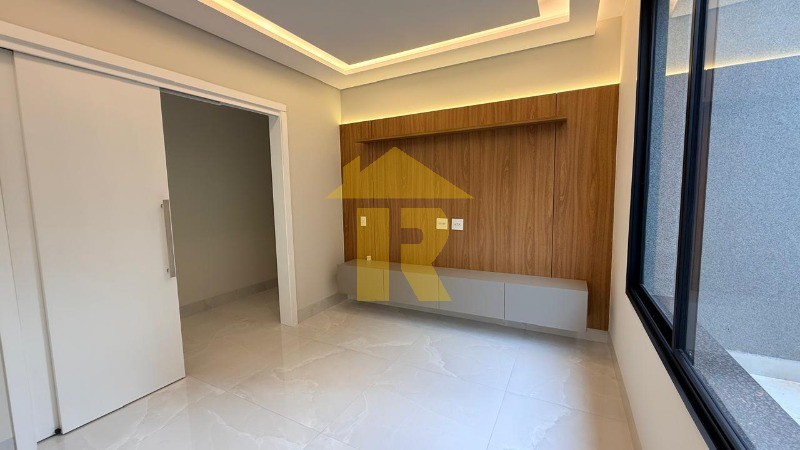 Casa de Condomínio com 3 quartos à venda, 230m² — foto 16 de 45