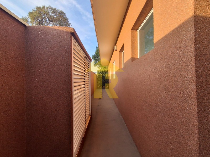 Casa de Condomínio com 3 quartos à venda, 250m² — foto 25 de 56