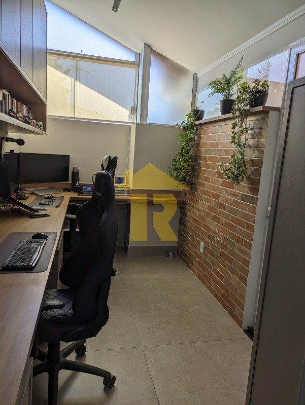 Casa de Condomínio com 3 quartos à venda, 140m² — foto 4 de 20