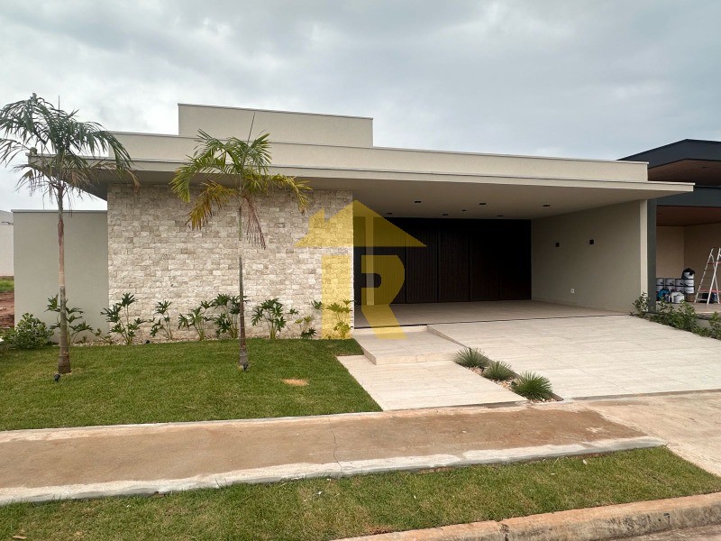 Casa de Condomínio com 3 quartos à venda, 245m² — foto 2 de 63