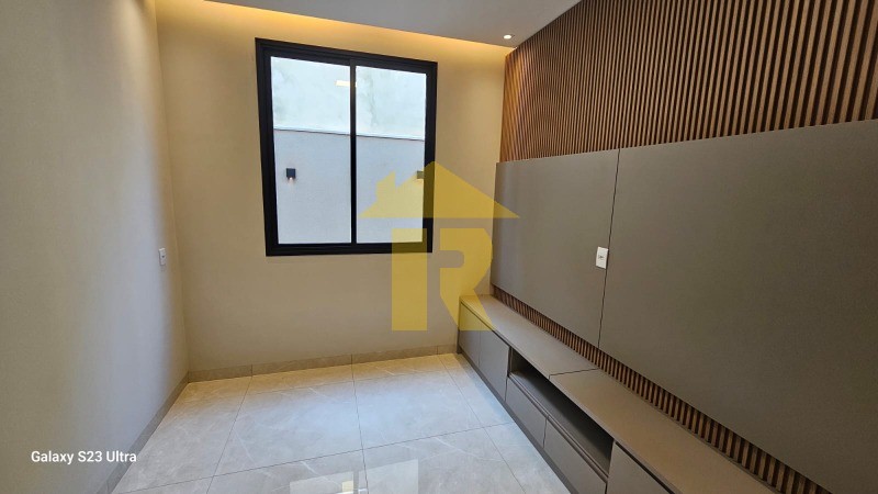 Casa de Condomínio com 3 quartos à venda, 184m² — foto 10 de 48