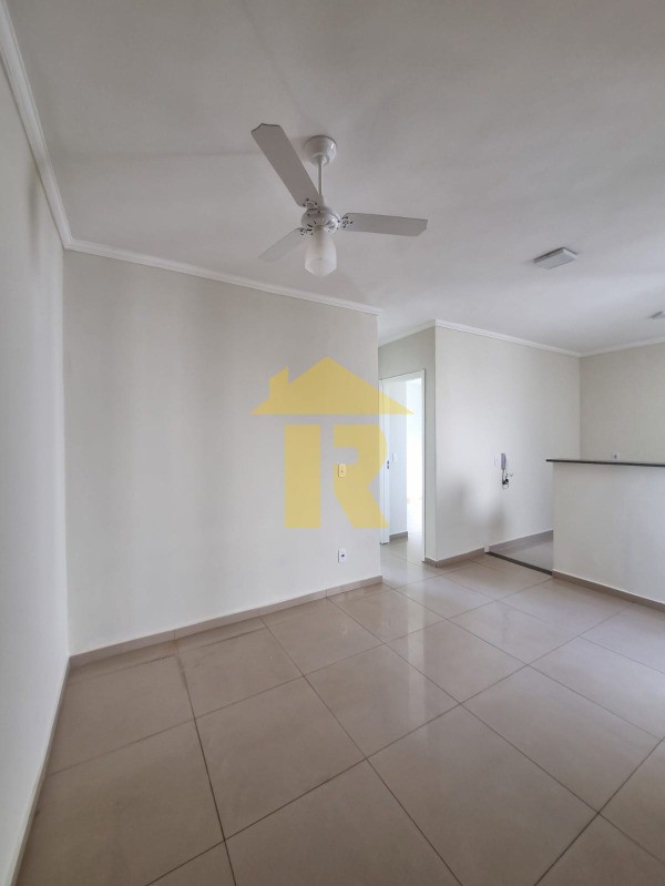 Apartamento com 2 quartos à venda, 39m² — foto 3 de 22