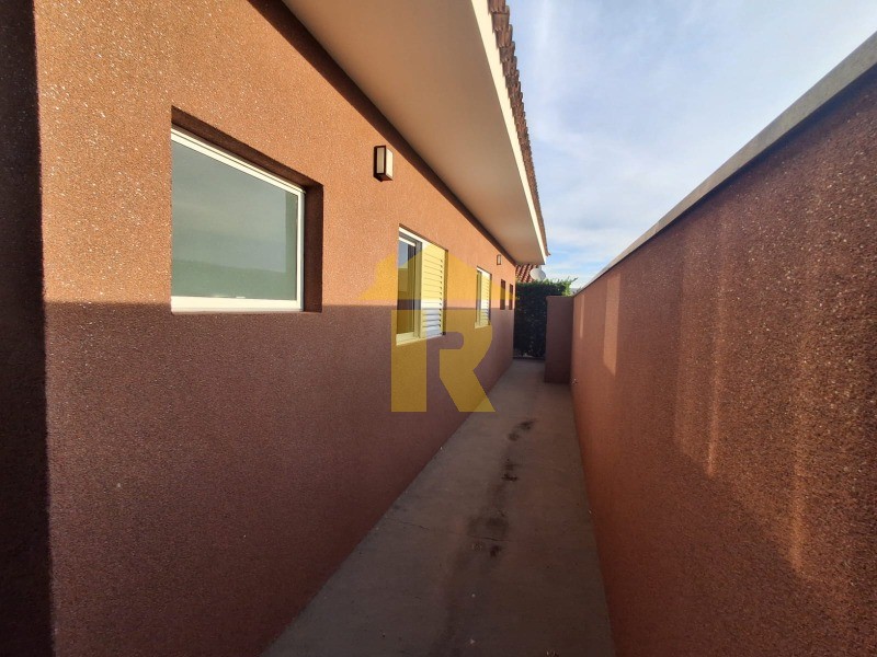 Casa de Condomínio com 3 quartos à venda, 250m² — foto 26 de 56