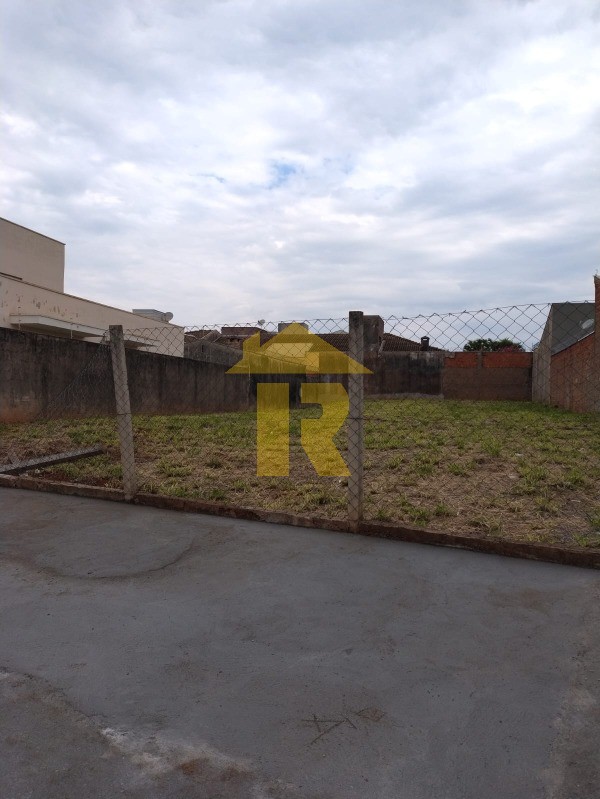 Terreno / Lote / Condomínio  à venda, 498m² — foto 1 de 11