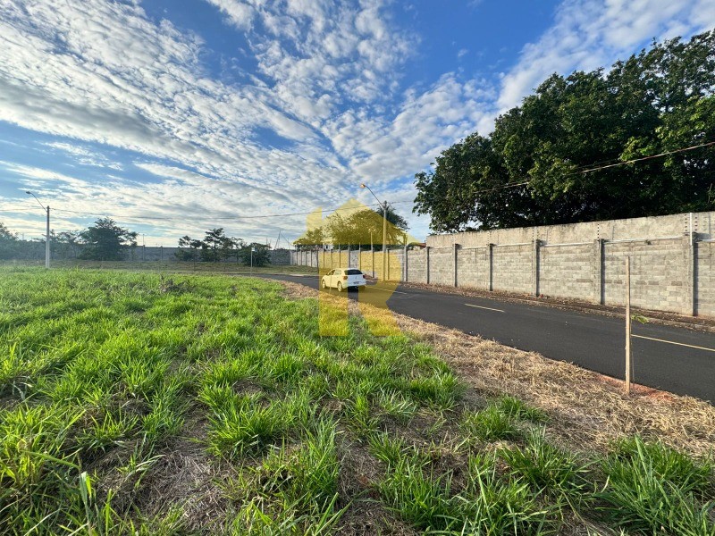 Terreno / Lote / Condomínio  à venda, 405m² — foto 11 de 42