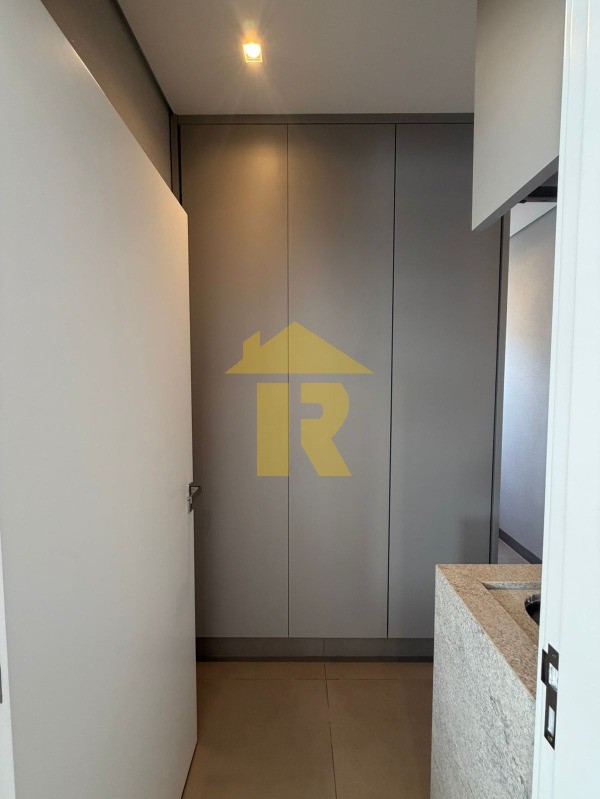 Casa de Condomínio com 3 quartos à venda, 181m² — foto 6 de 25
