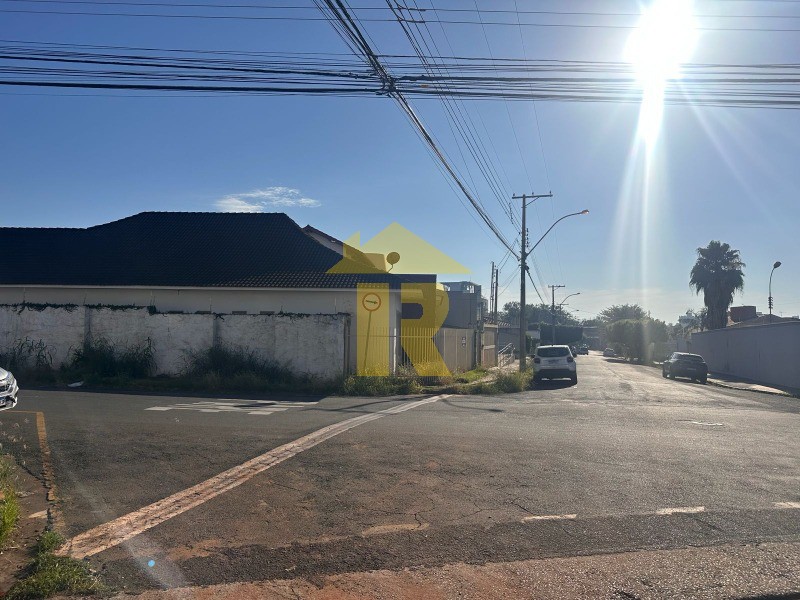 Casa com 3 quartos à venda, 300m² — foto 5 de 34