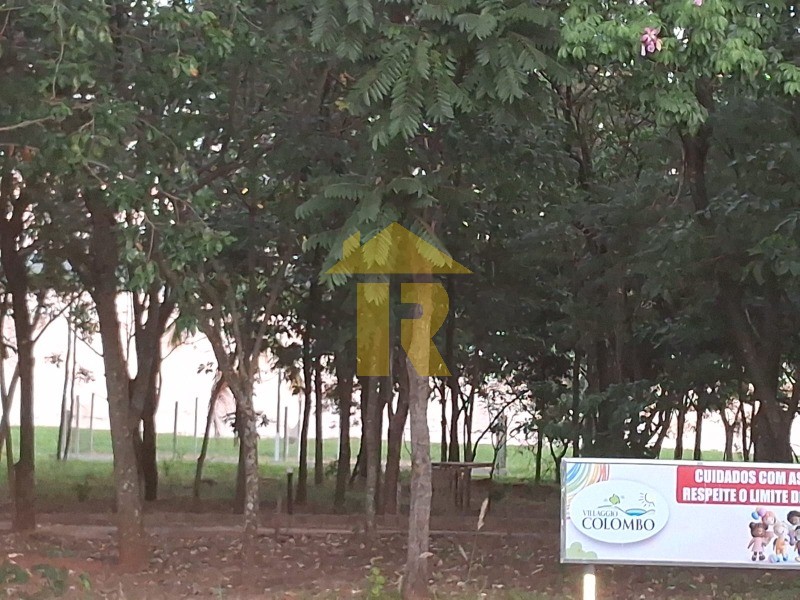 Casa de Condomínio com 3 quartos à venda, 250m² — foto 48 de 56