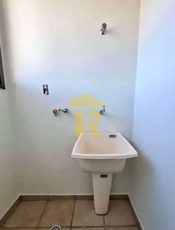 Apartamento com 2 quartos à venda e aluguel, 68m² — foto 8 de 21
