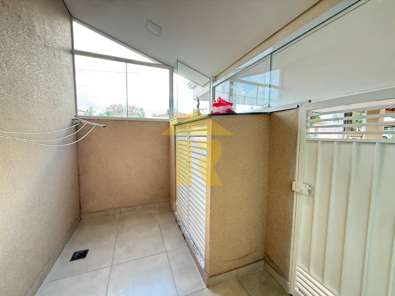 Casa de Condomínio com 3 quartos à venda, 160m² — foto 10 de 21