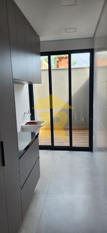 Casa de Condomínio com 3 quartos à venda, 185m² — foto 14 de 49