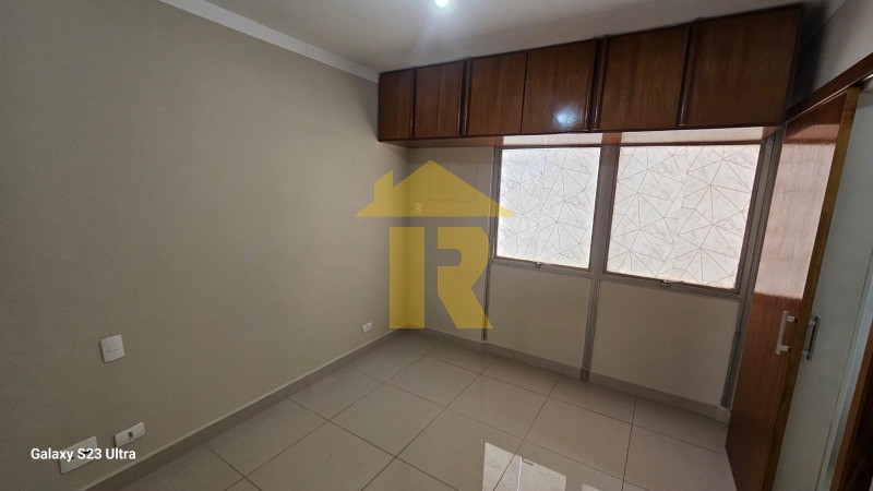 Apartamento com 3 quartos à venda e aluguel, 98m² — foto 13 de 33