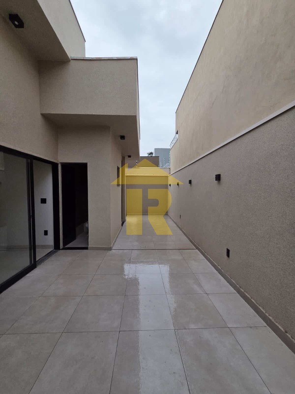 Casa com 3 quartos à venda, 120m² — foto 15 de 33