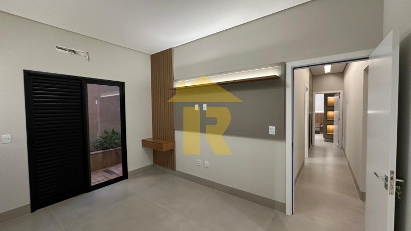 Casa de Condomínio com 3 quartos à venda, 211m² — foto 16 de 21