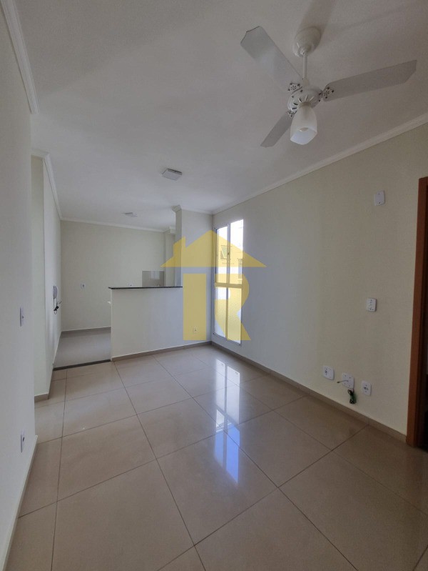 Apartamento com 2 quartos à venda, 39m² — foto 1 de 22