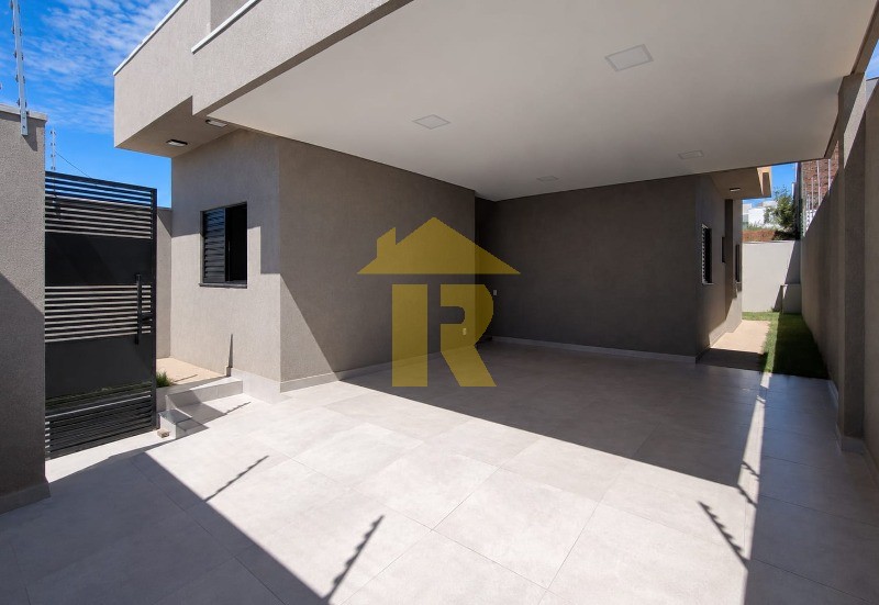 Casa com 2 quartos à venda, 105m² — foto 2 de 21