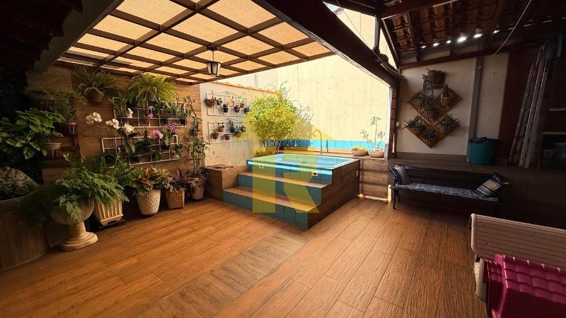 Casa de Condomínio com 2 quartos à venda, 140m² — foto 17 de 31