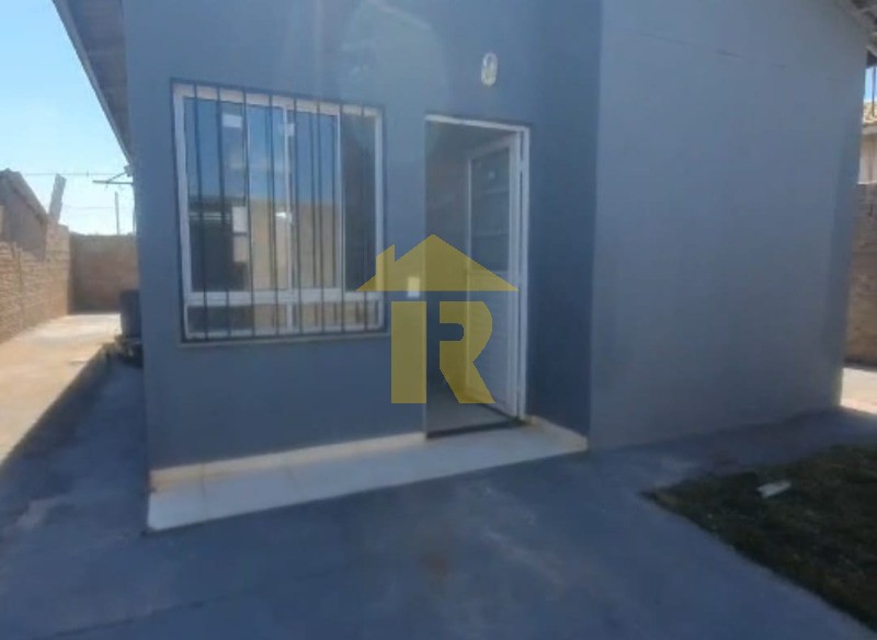 Casa com 2 quartos à venda, 50m² — foto 2 de 26