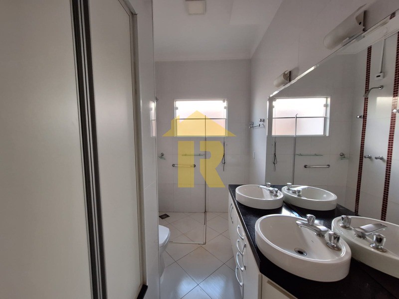 Casa de Condomínio com 3 quartos à venda, 247m² — foto 24 de 24