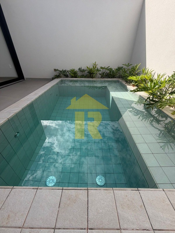 Casa de Condomínio com 3 quartos à venda, 181m² — foto 9 de 25