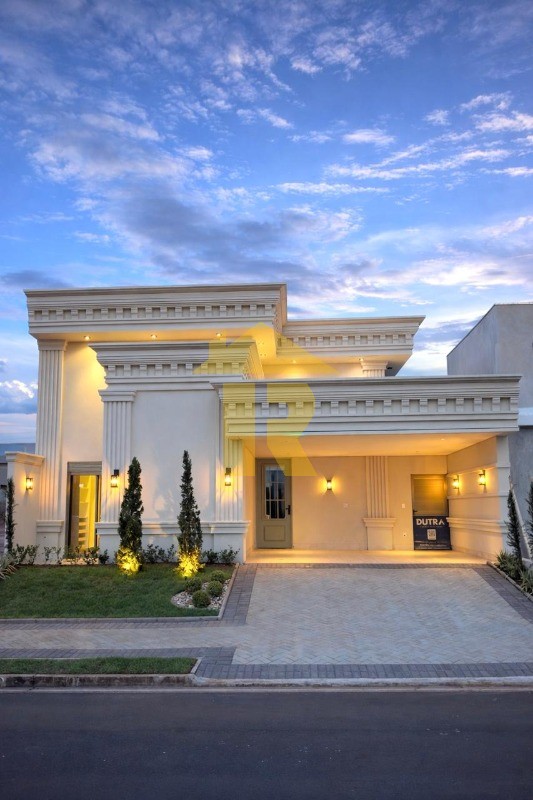 Casa de Condomínio com 3 quartos à venda, 180m² — foto 1 de 21